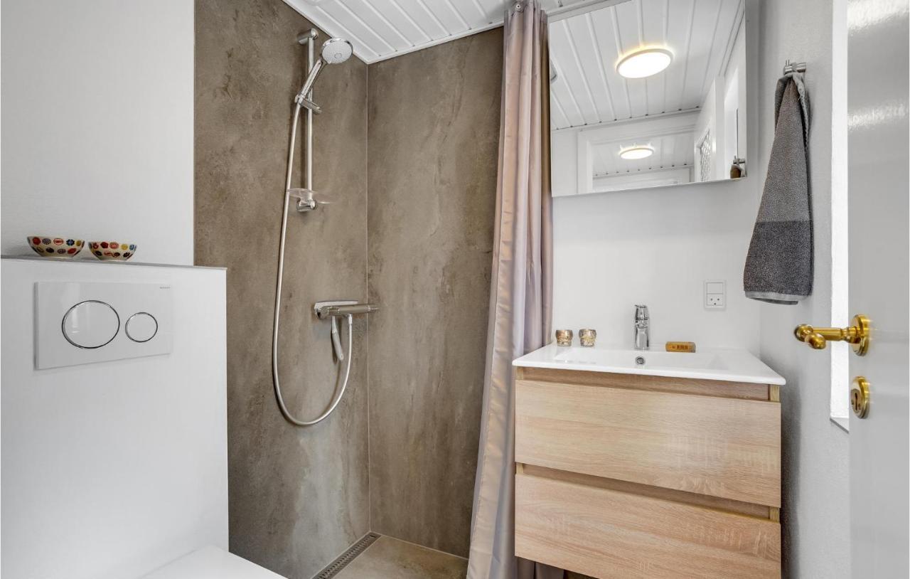 3 Bedroom Beautiful Home In リンケビング エクステリア 写真