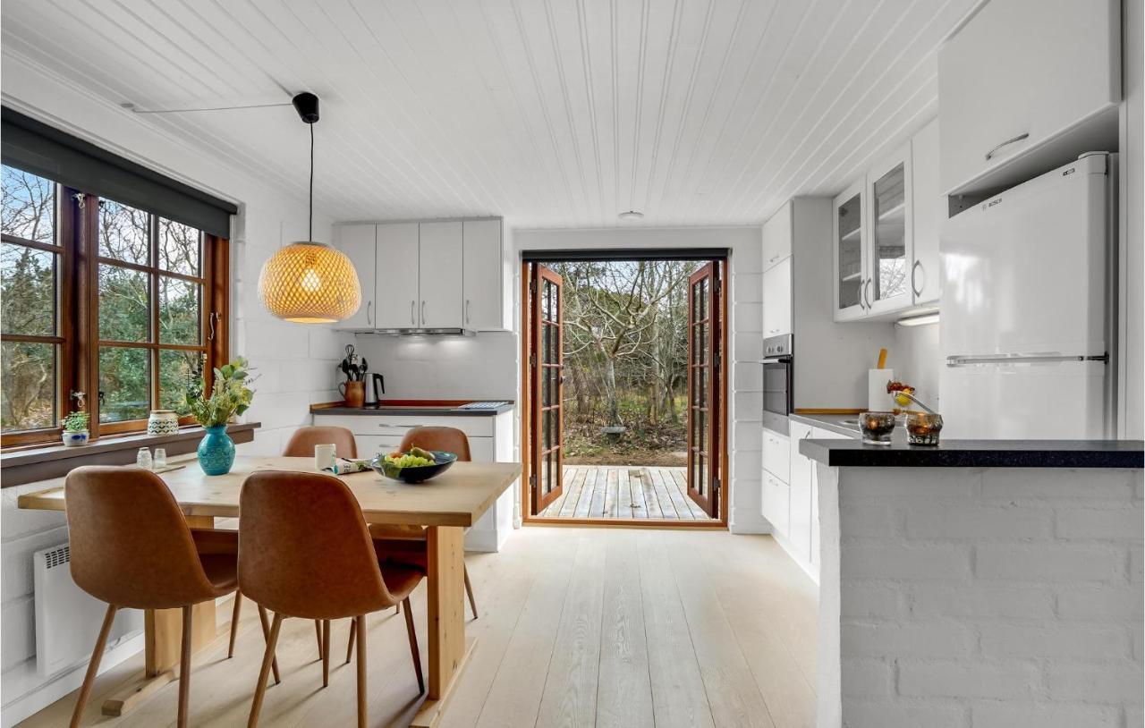 3 Bedroom Beautiful Home In リンケビング エクステリア 写真
