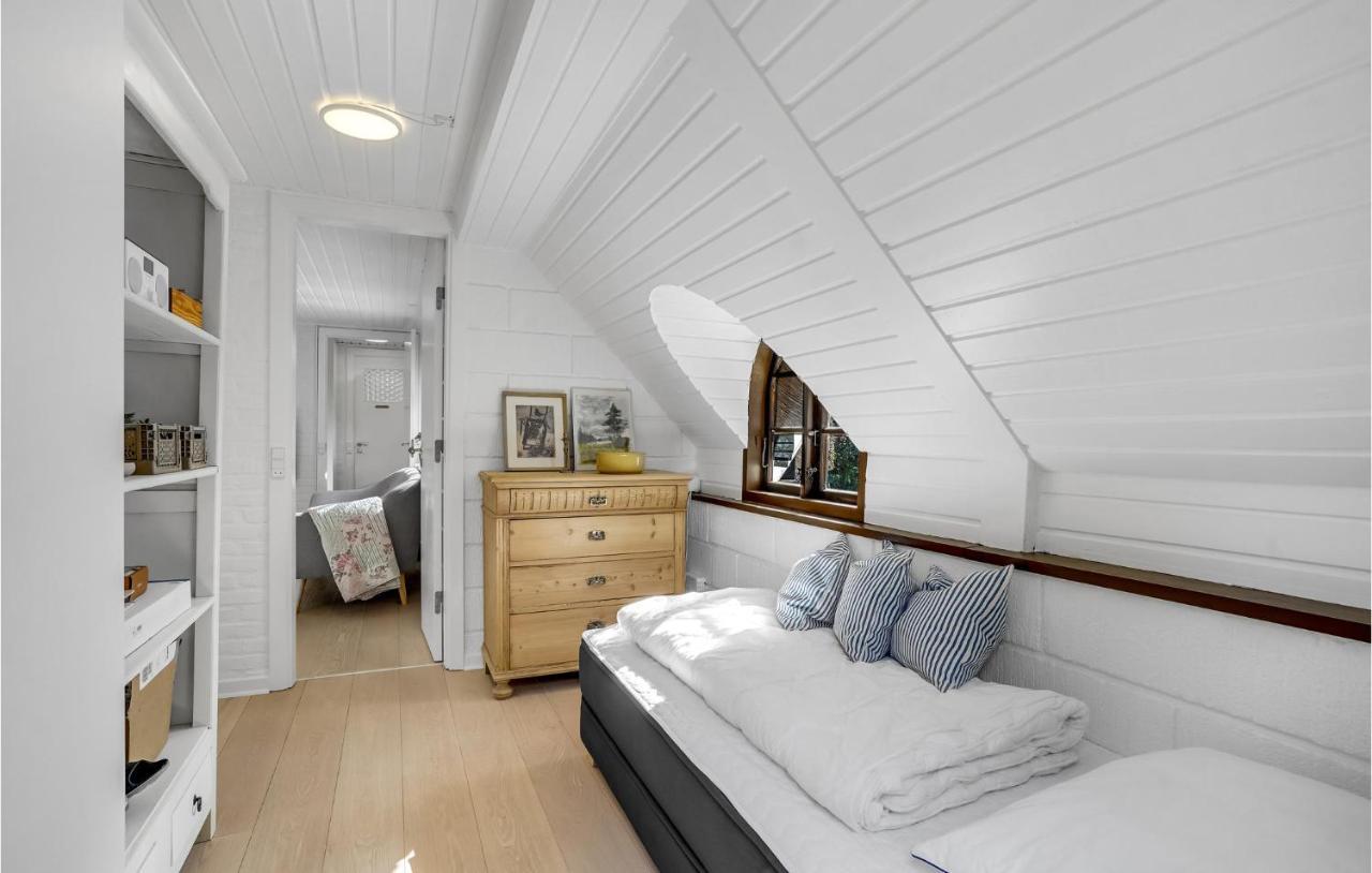 3 Bedroom Beautiful Home In リンケビング エクステリア 写真